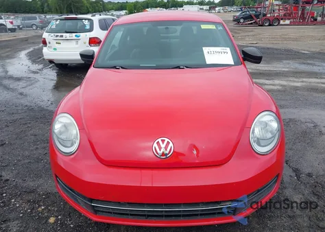 2015 Volkswagen Beetle 1.8T Fleet Edition из США, поврежденный, VIN 3VWF17AT6FM634246